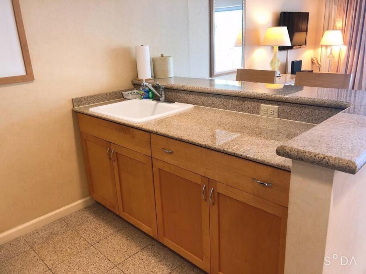 Ilikai Apt 308 - Spacious Studio With Stunning Ocean & Harbor Views Honolulu Kültér fotó